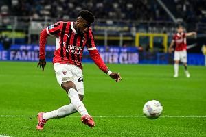 罗马诺：弗拉门戈尝试截胡埃默森，若达成则立即放行韦斯利