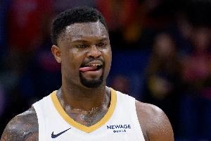 顶不住!锡安半场8中4拿到10分5板5助 正负值-15